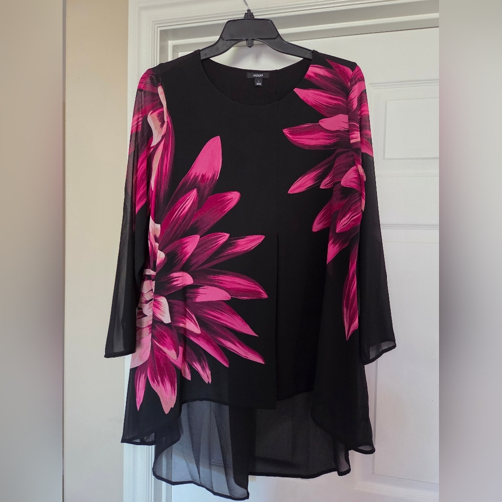 Alfani Women's Floral High-low Tunic With A Relaxed Fit Size L